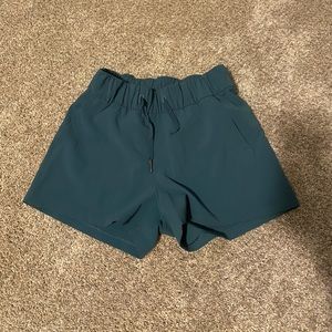 Lululemon on the fly shorts